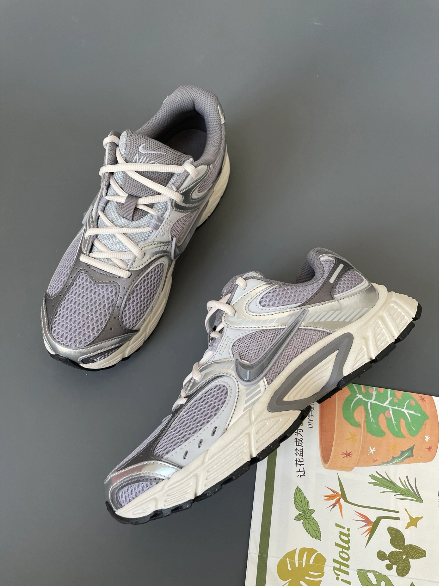 Nike V5 RNR 銀灰色 灰色 Y2K 奶油底 復古 慢跑鞋 老爹鞋 HJ5228-003/預購
