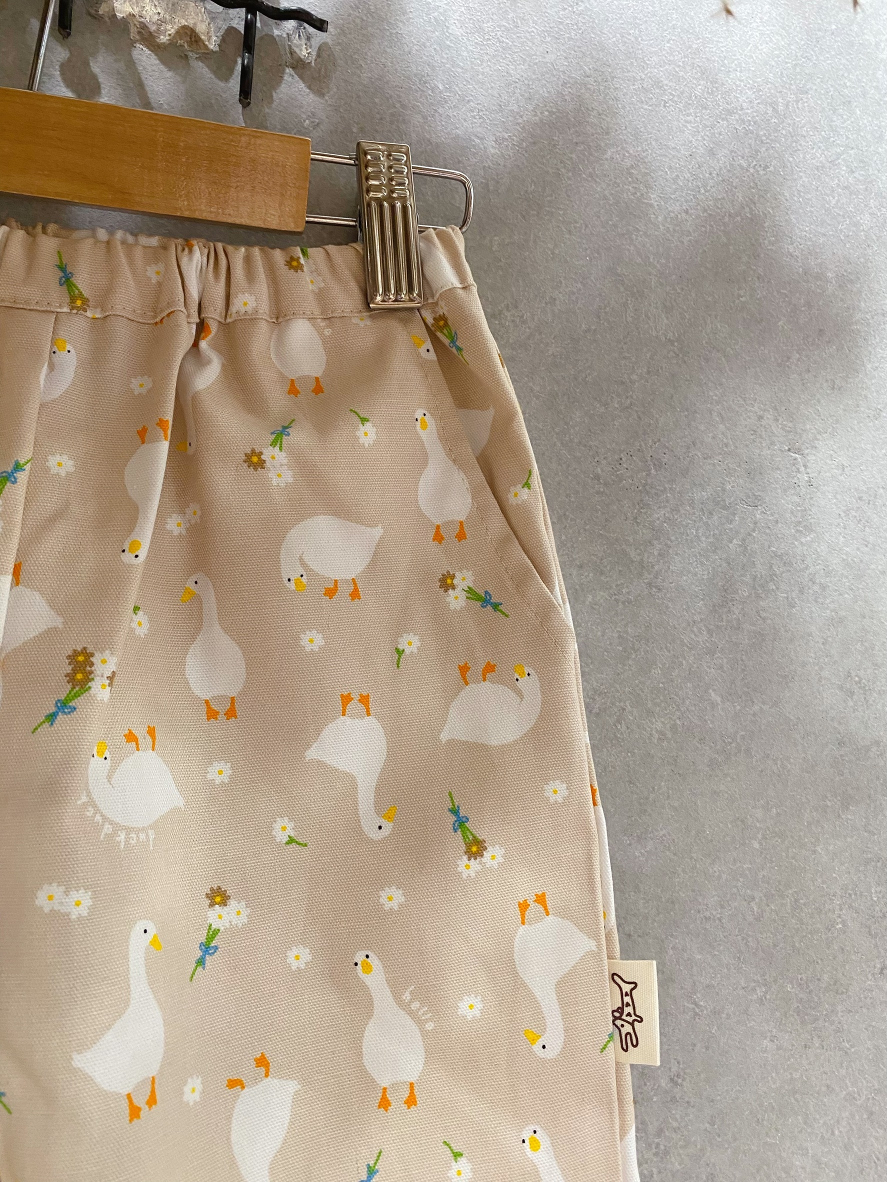 米底白鵝 口袋長褲 (90)