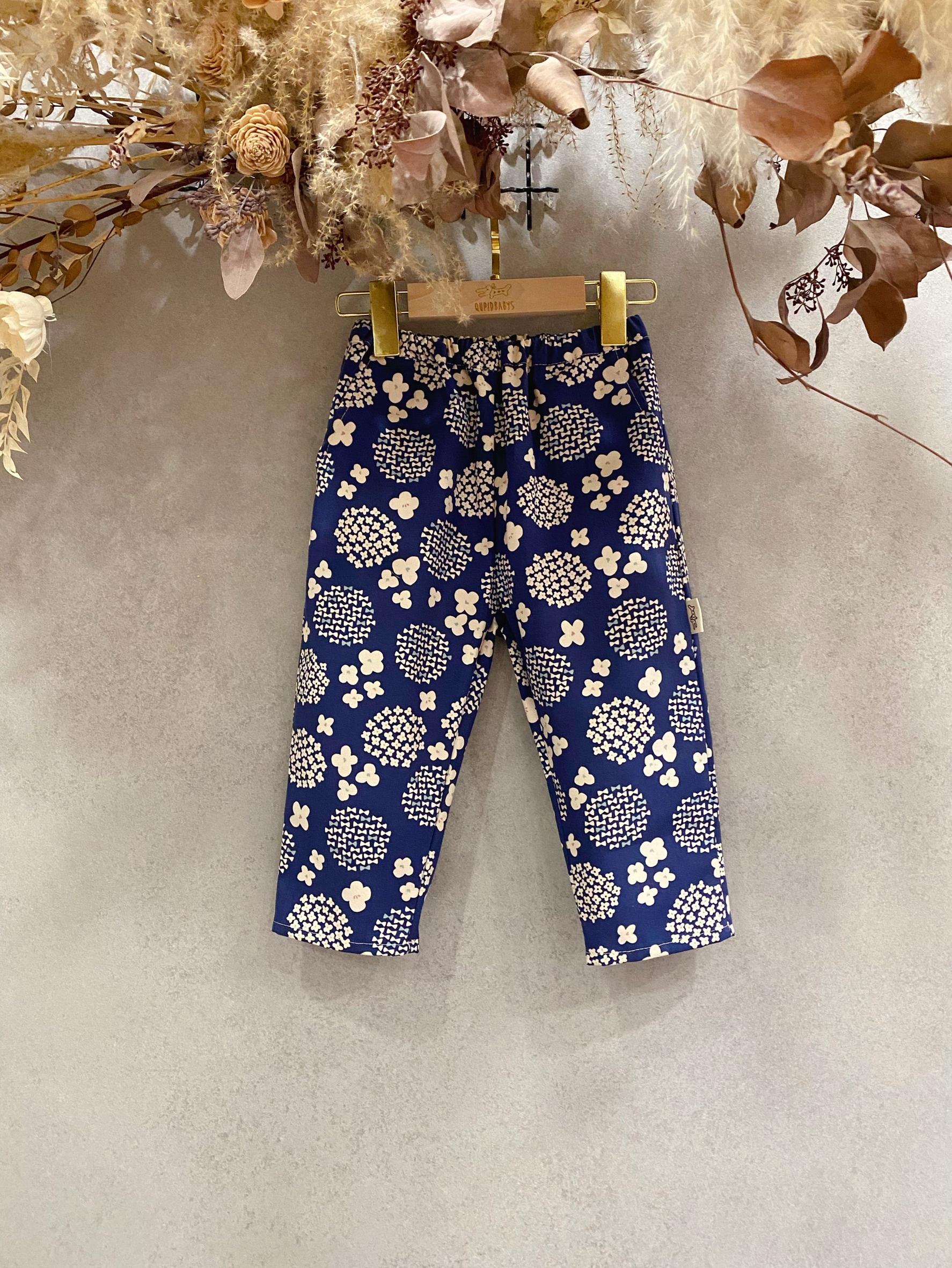 藍底繡球花 口袋長褲 (90)