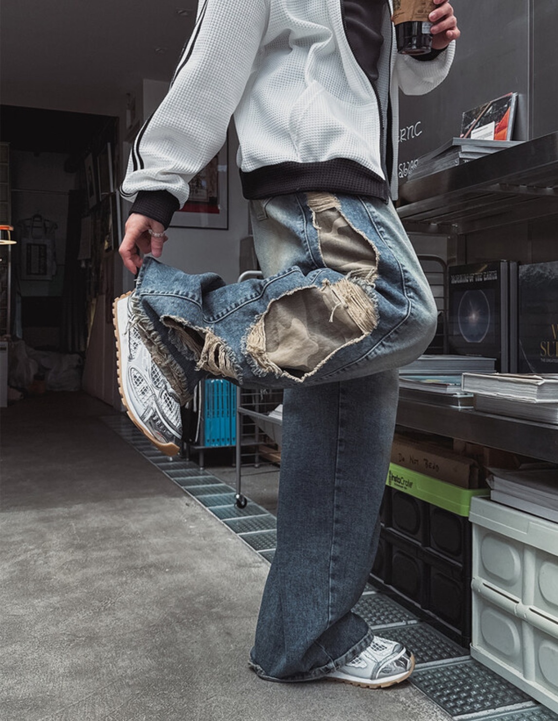 兩側迷彩刷破牛仔褲