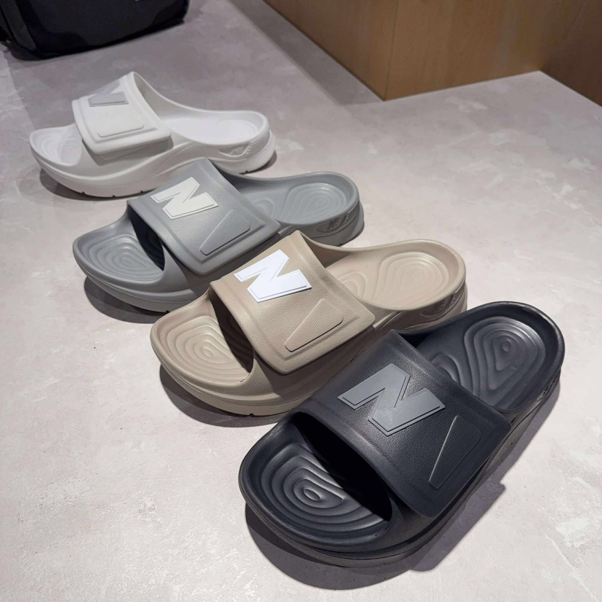 New Balance 202XA 男 Velcro Slide 灰SMASPTA1、黑SMASPTB1、棕SMASPTE1、白SMASPTF1