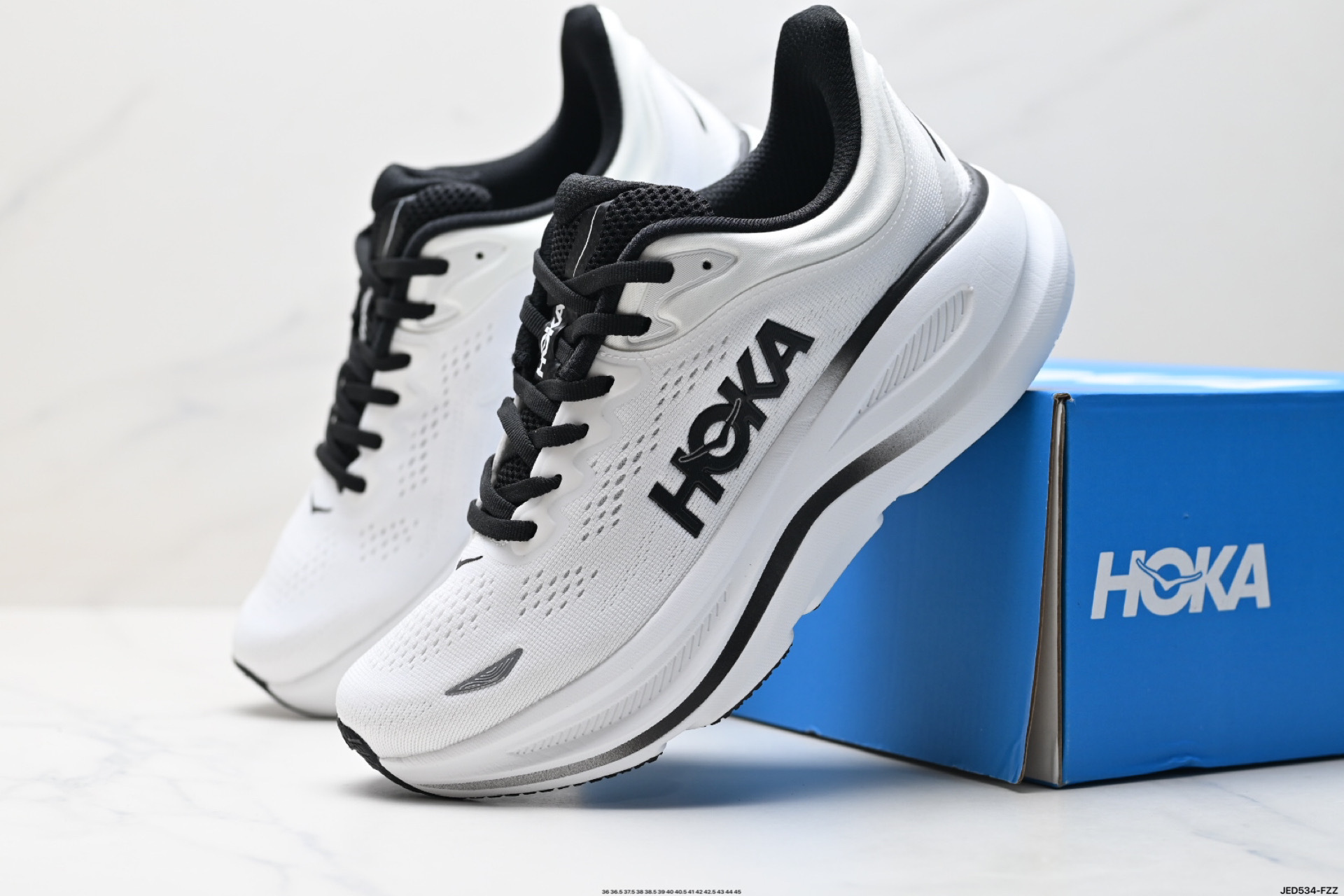 HOKA M BONDl 9