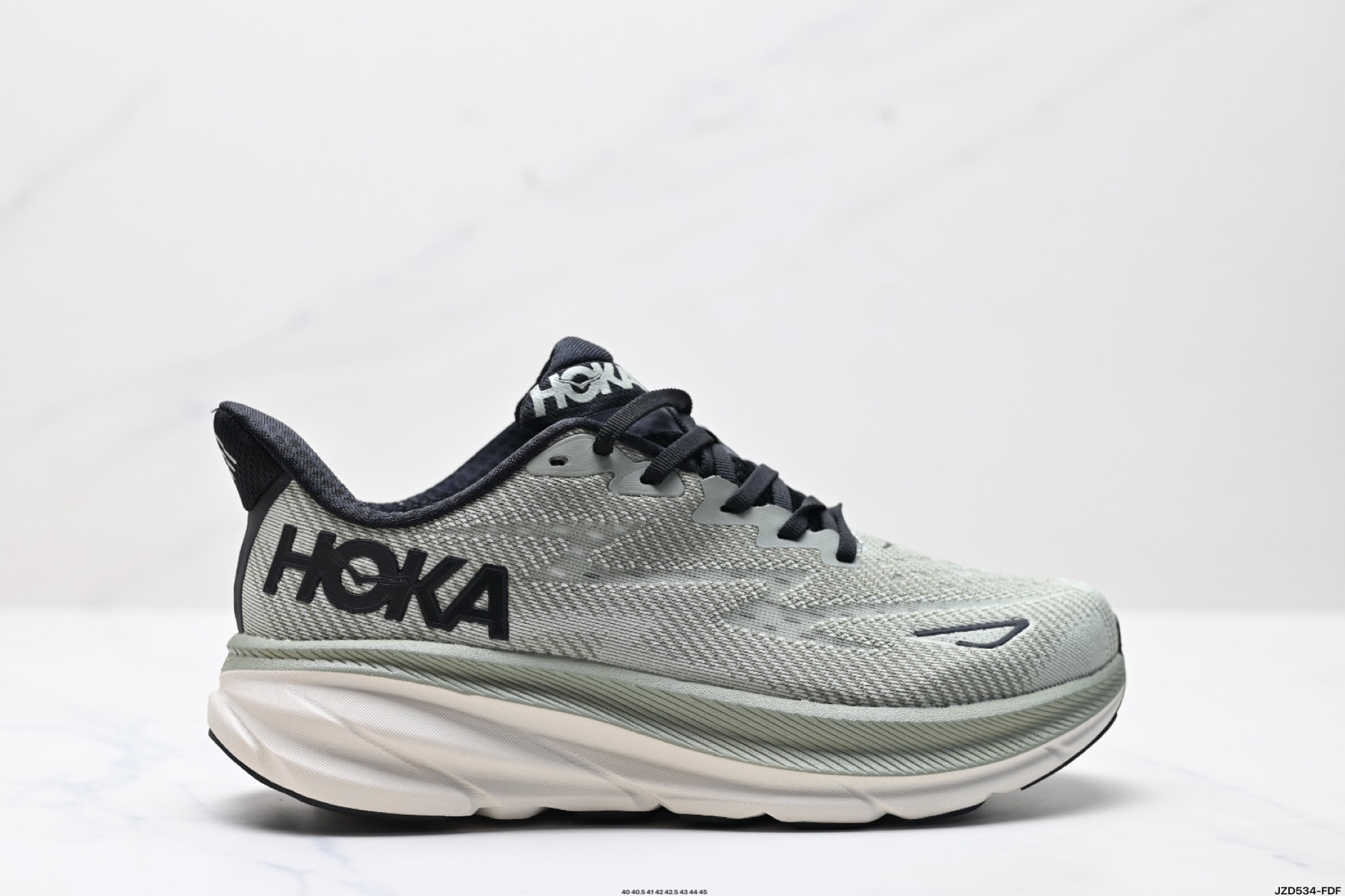 HOKA M CLIFTON 9