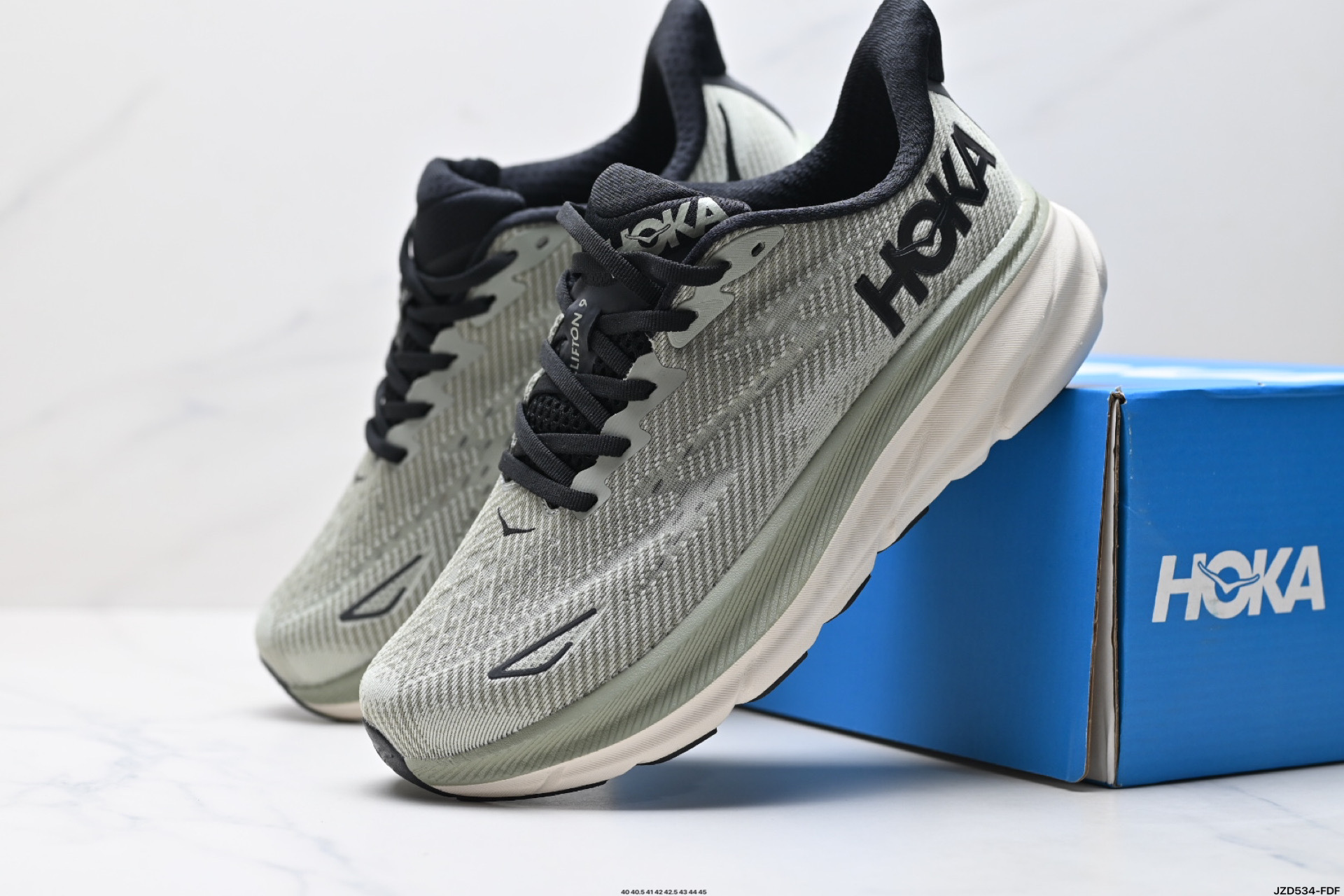HOKA M CLIFTON 9