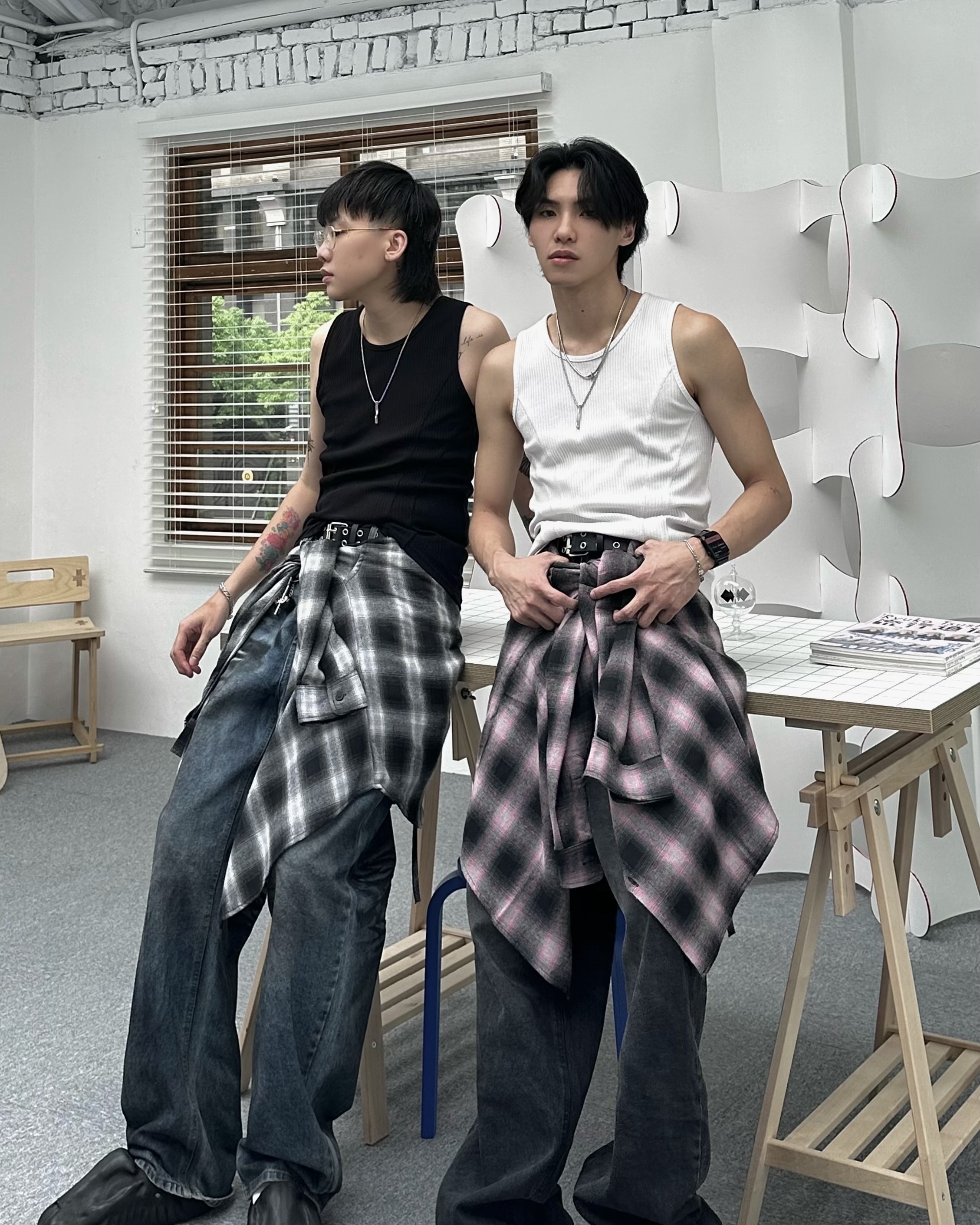 𝐇·𝐓·𝐒 韓國 輪廓界線 輪線 雙線設計 緊繃 修身 顯身材 彈性 背心