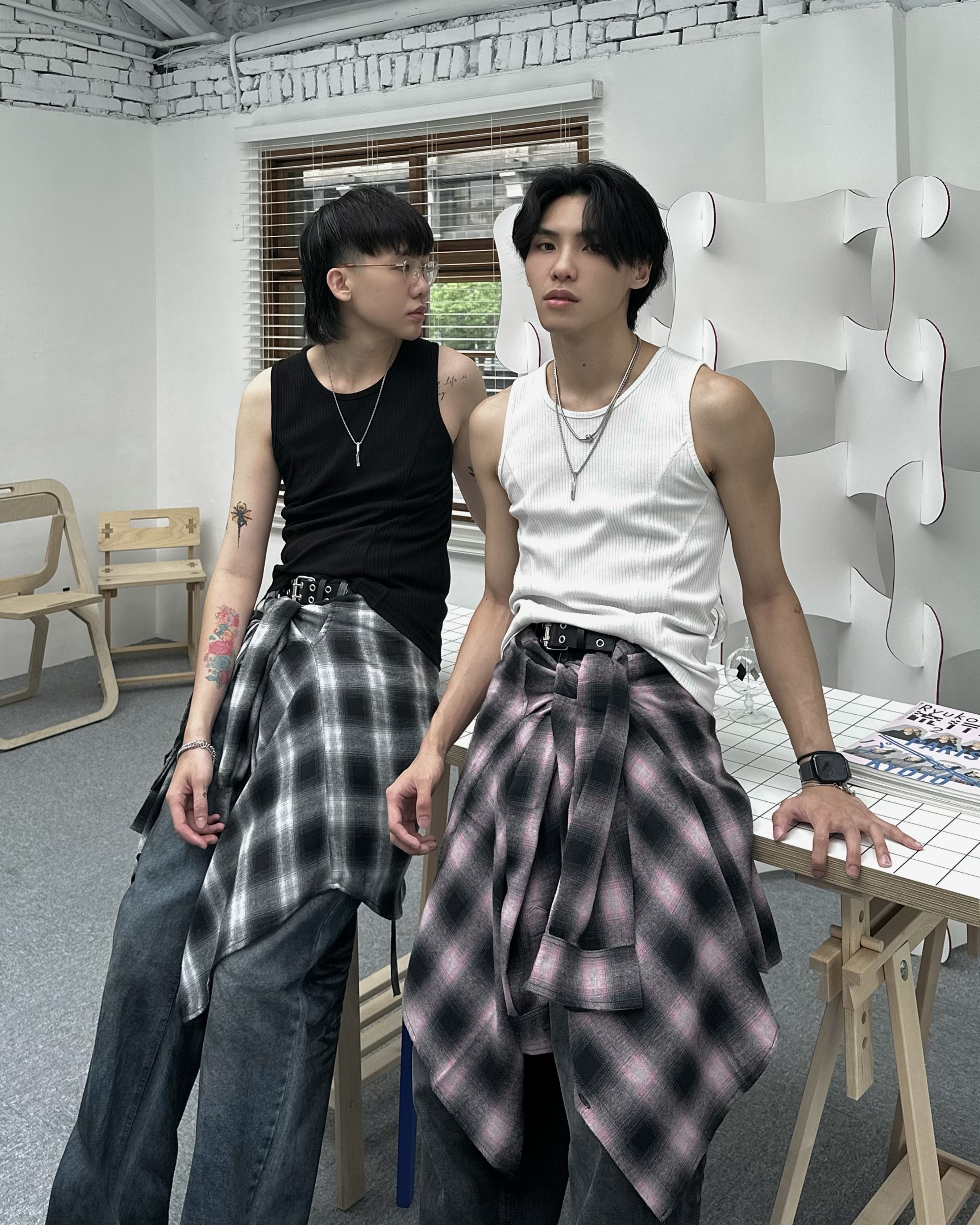 𝐇·𝐓·𝐒 韓國 輪廓界線 輪線 雙線設計 緊繃 修身 顯身材 彈性 背心