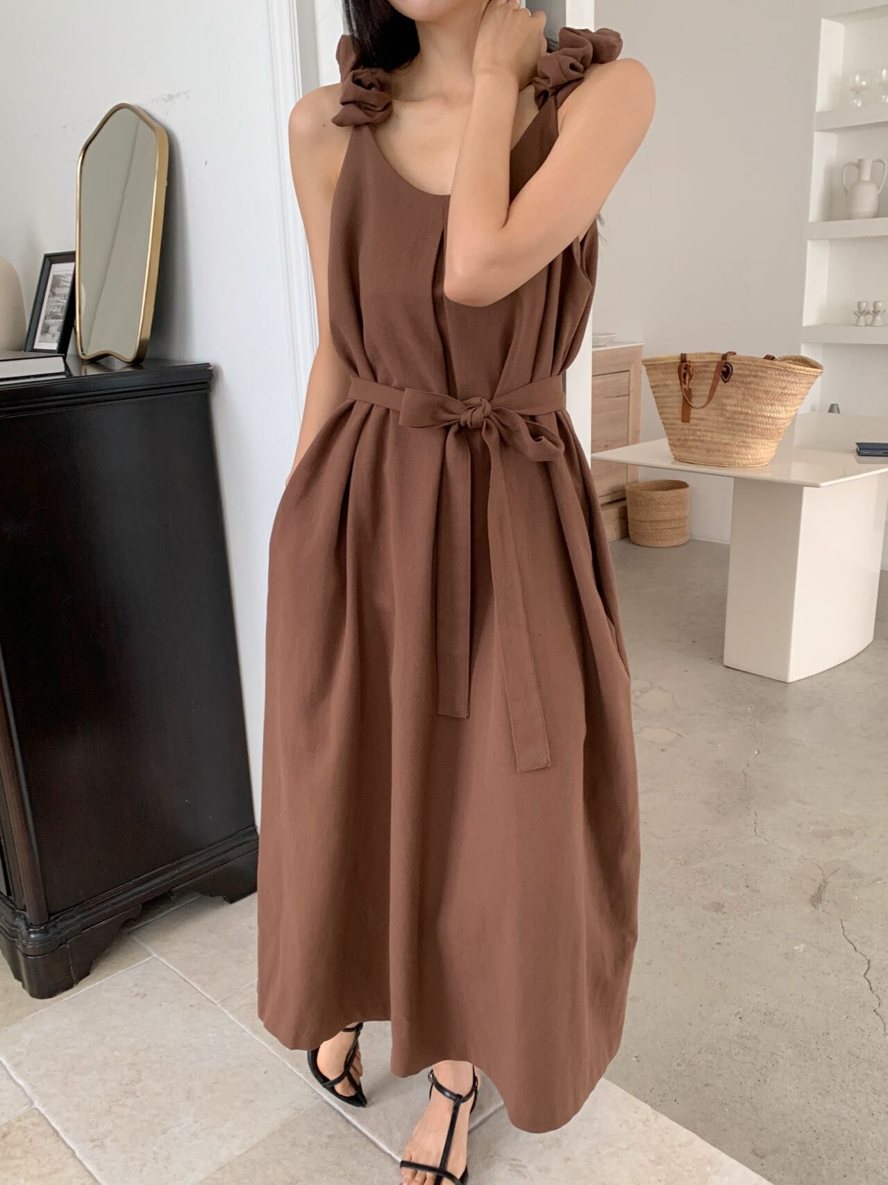 萬中選一肩上毛蟲大傘洋/4色均碼/咖(附綁帶)