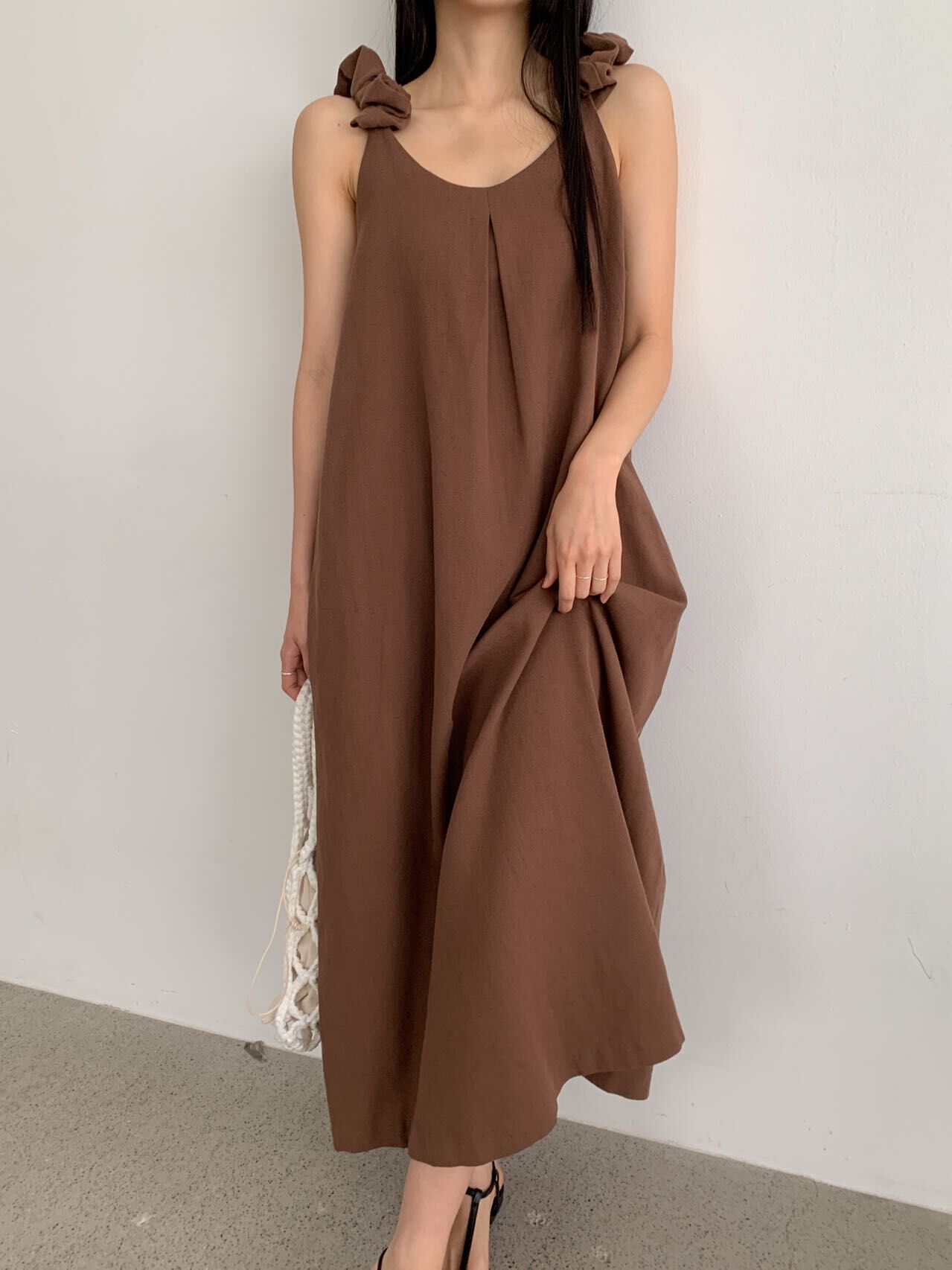 萬中選一肩上毛蟲大傘洋/4色均碼/咖(附綁帶)