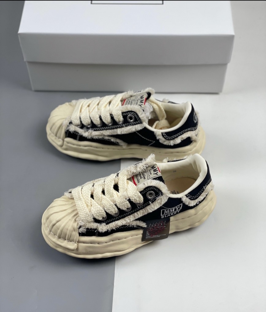 MIHARA YASUHIRO x xVESSEL 聯名 黑色 男女同款 潮流休閒鞋 舒適防滑 包覆感低幫板鞋 Jun25