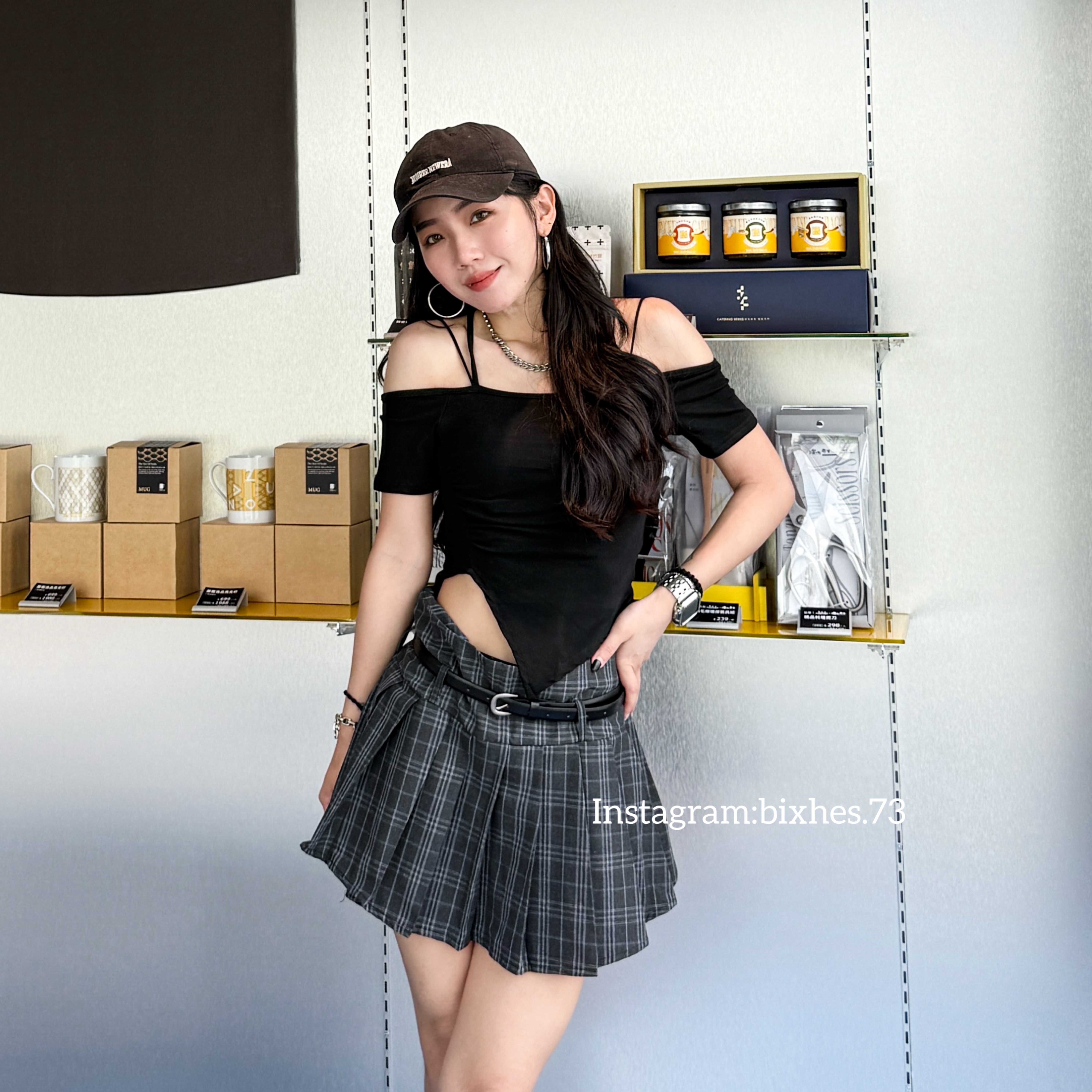 純慾不規則綁帶短版T(A00114)