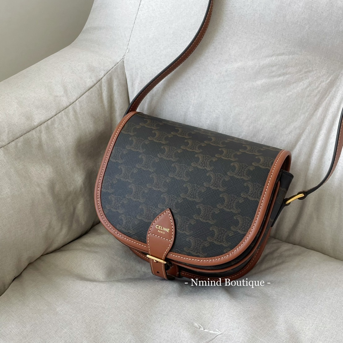 CELINE Medium Folco Bag In Triomphe Canvas and Calfskin / Tan