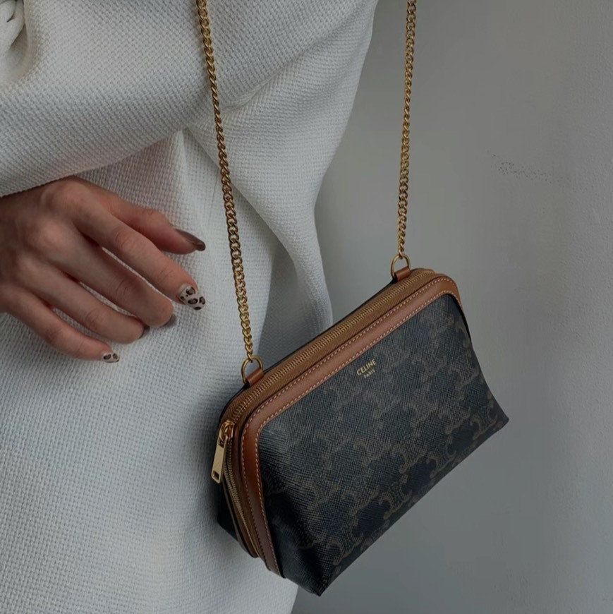 CELINE Clutch On Chain Cuir Triomphe In Triomphe Canvas