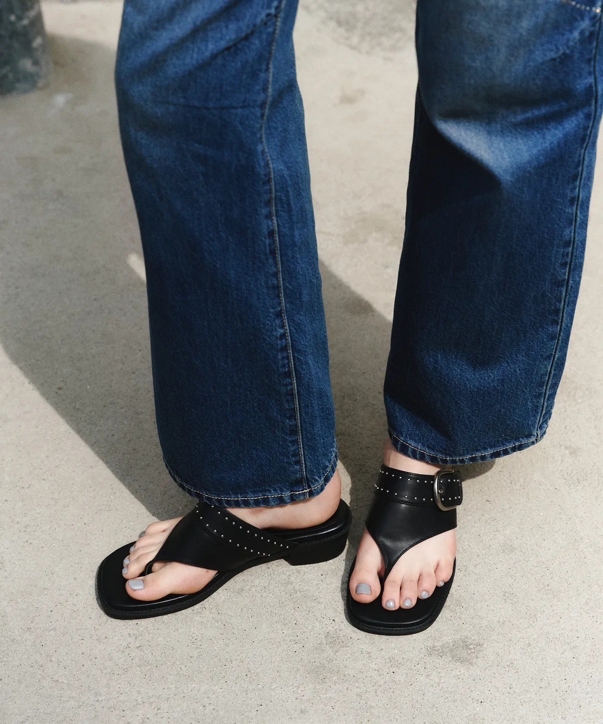 KHIHO Studia Buckle Flip-Flop