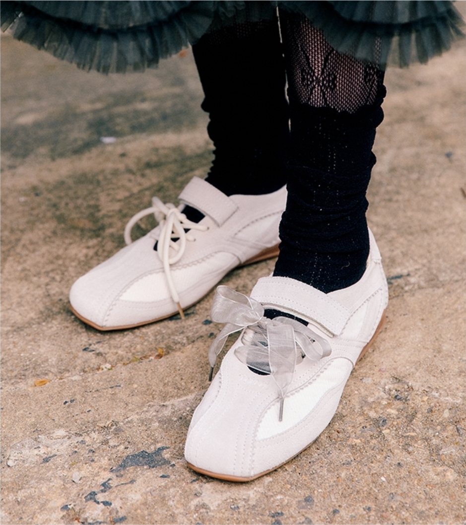 Khiho] Mary Jane Sneakers - Ivory
