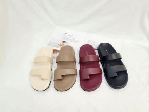📢PM_S016 ▶️ 2條帶拖鞋 👉Size:230-250 H:2cm👈