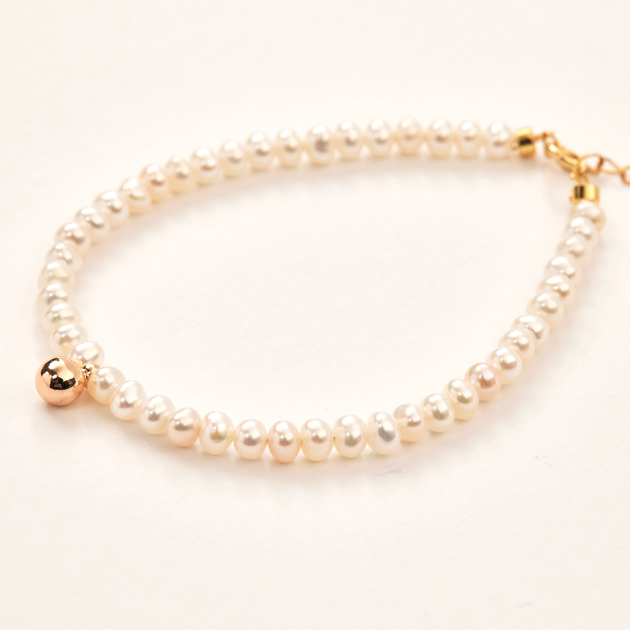 B509  | 14kgf淡水珍珠金球手鍊