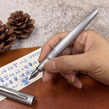 老大牌 RODEL ｜ 視覺系列 鋼筆 M尖