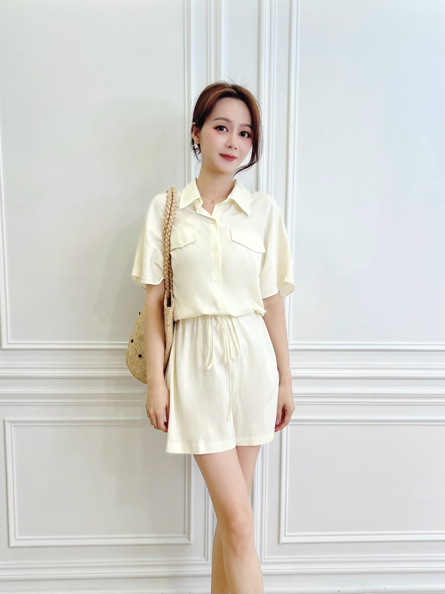 軟料翻領抽繩連身短褲