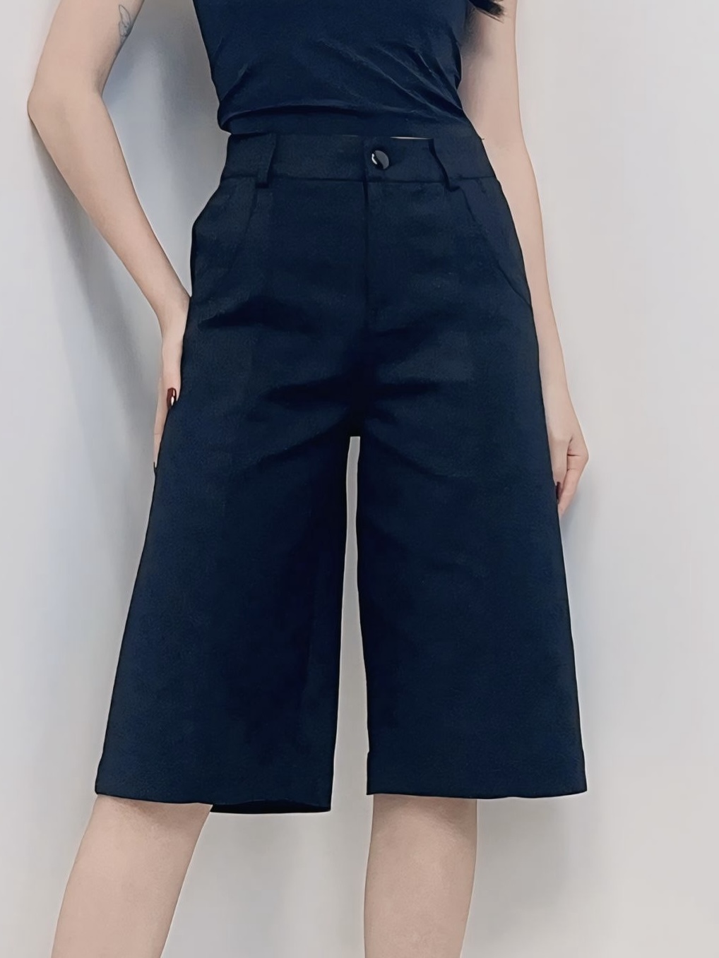 Knee Length Pants [#1332]