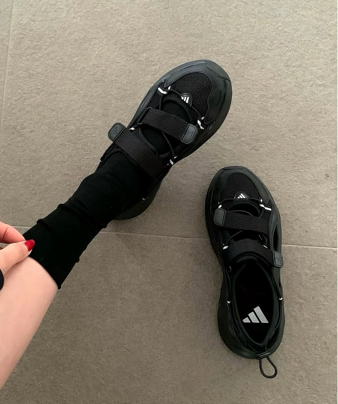 adidas Ozwave 黑色 溯溪鞋 涼鞋 運動拖鞋 抗衝擊 防滑 耐磨 情侶款 涼感輕量 涼拖鞋 男女同款 夏季水陸鞋 Jun25