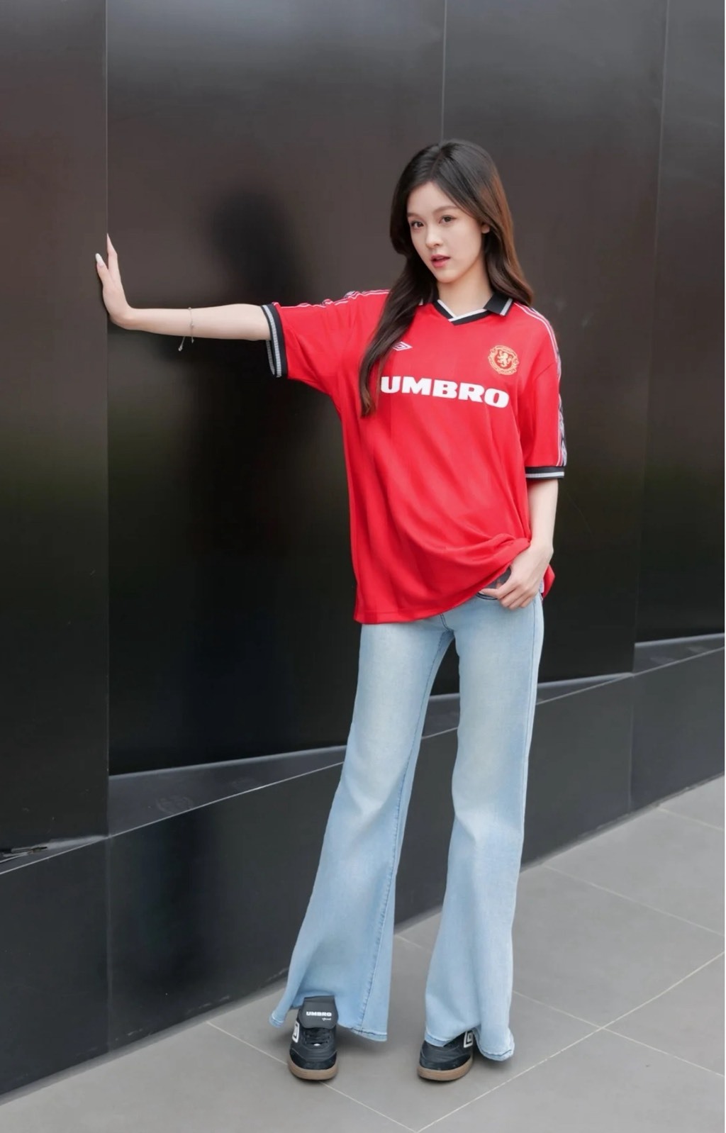 Umbro 茵寶 美式復古 條紋 紅色Polo衫 足球文化系列 字母徽章 短袖上衣 男女同款 運動休閒百搭T恤 Polo潮T Jun25