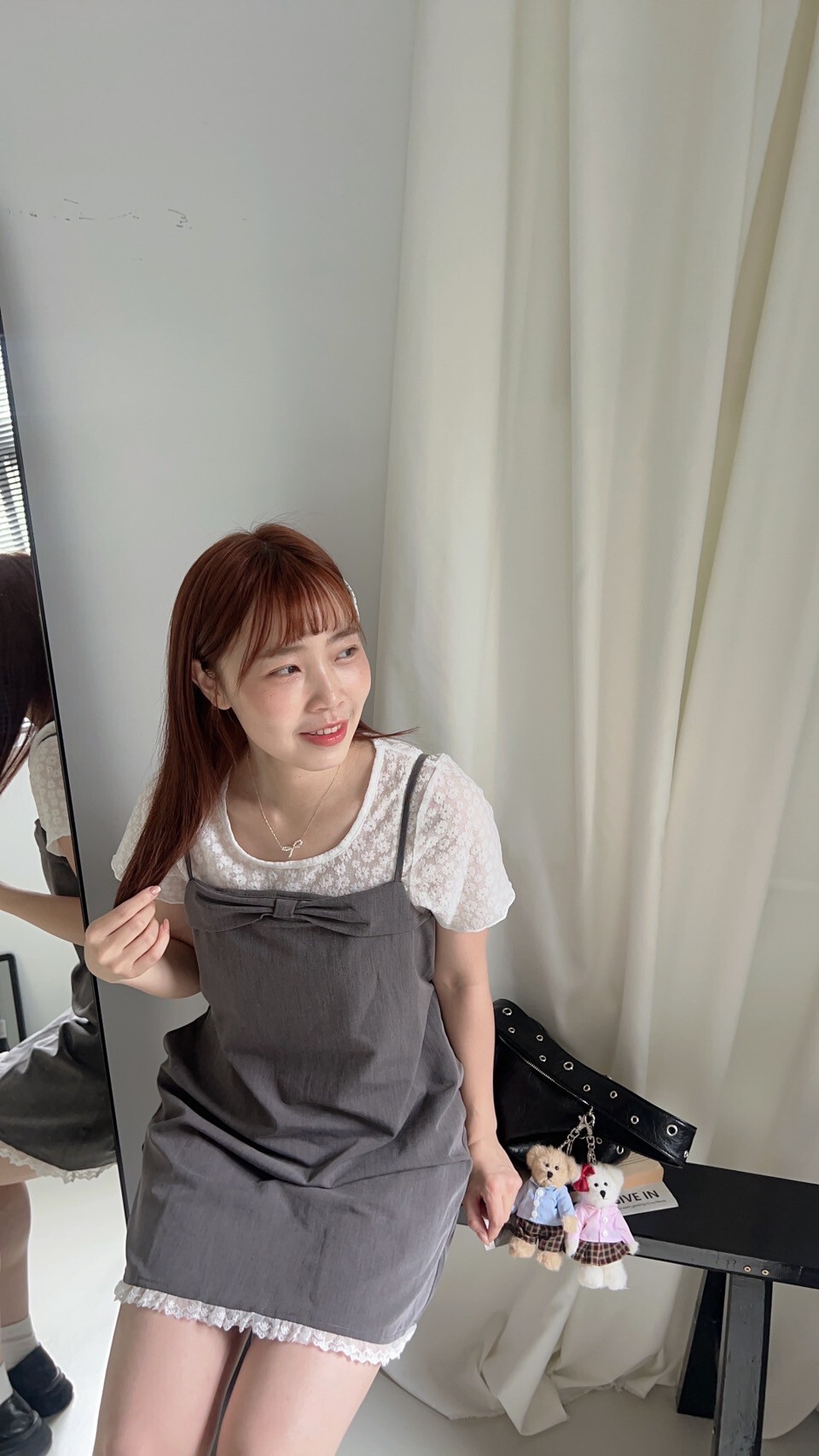 小花銀牌透膚衫 3colors