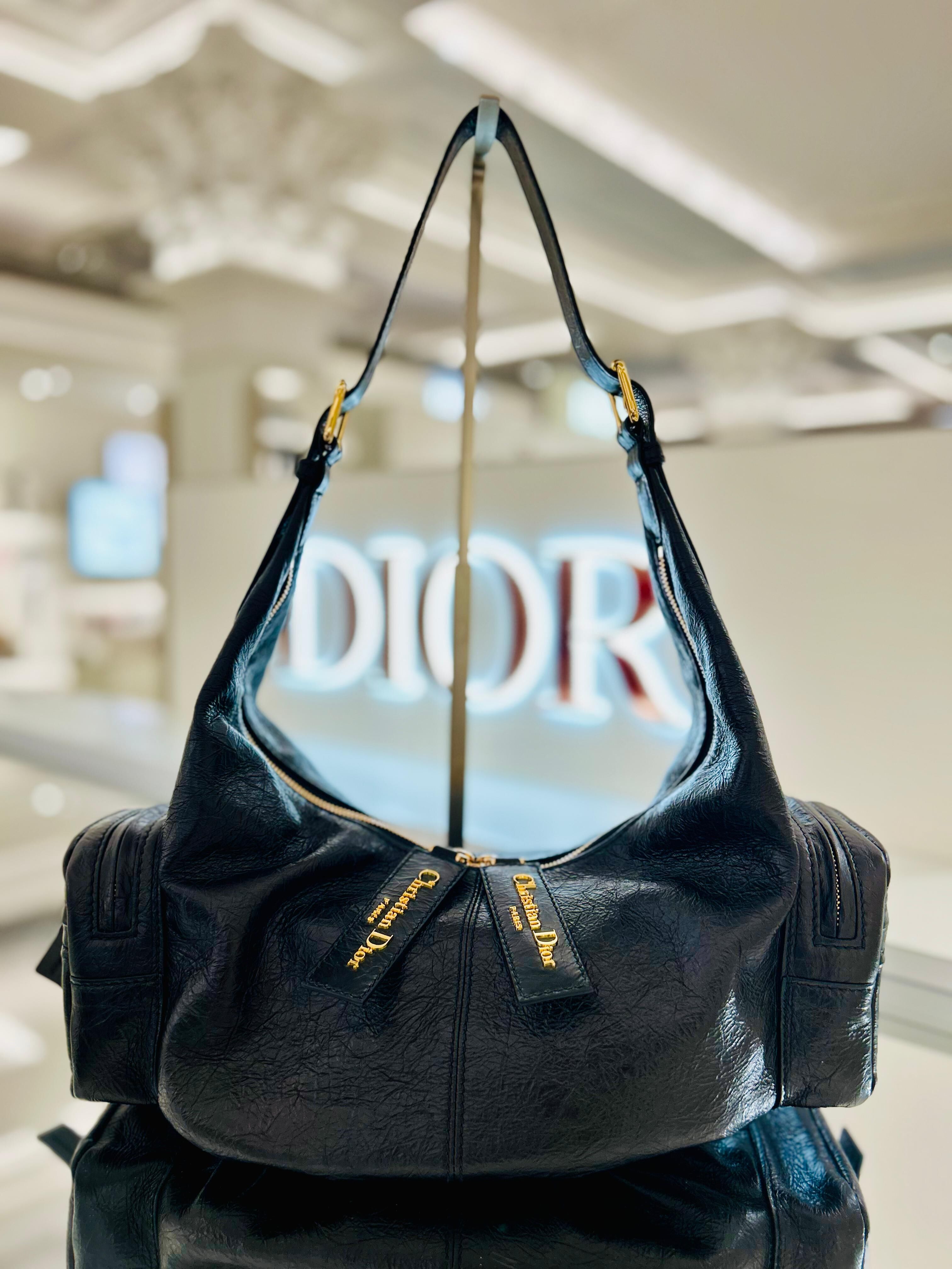 【上品な♪】 Dior Grand Tour Multipocket バッグ ミディアム Medium Grand Tour Multipocket Bag Black Crinkled Calfskin | DIOR