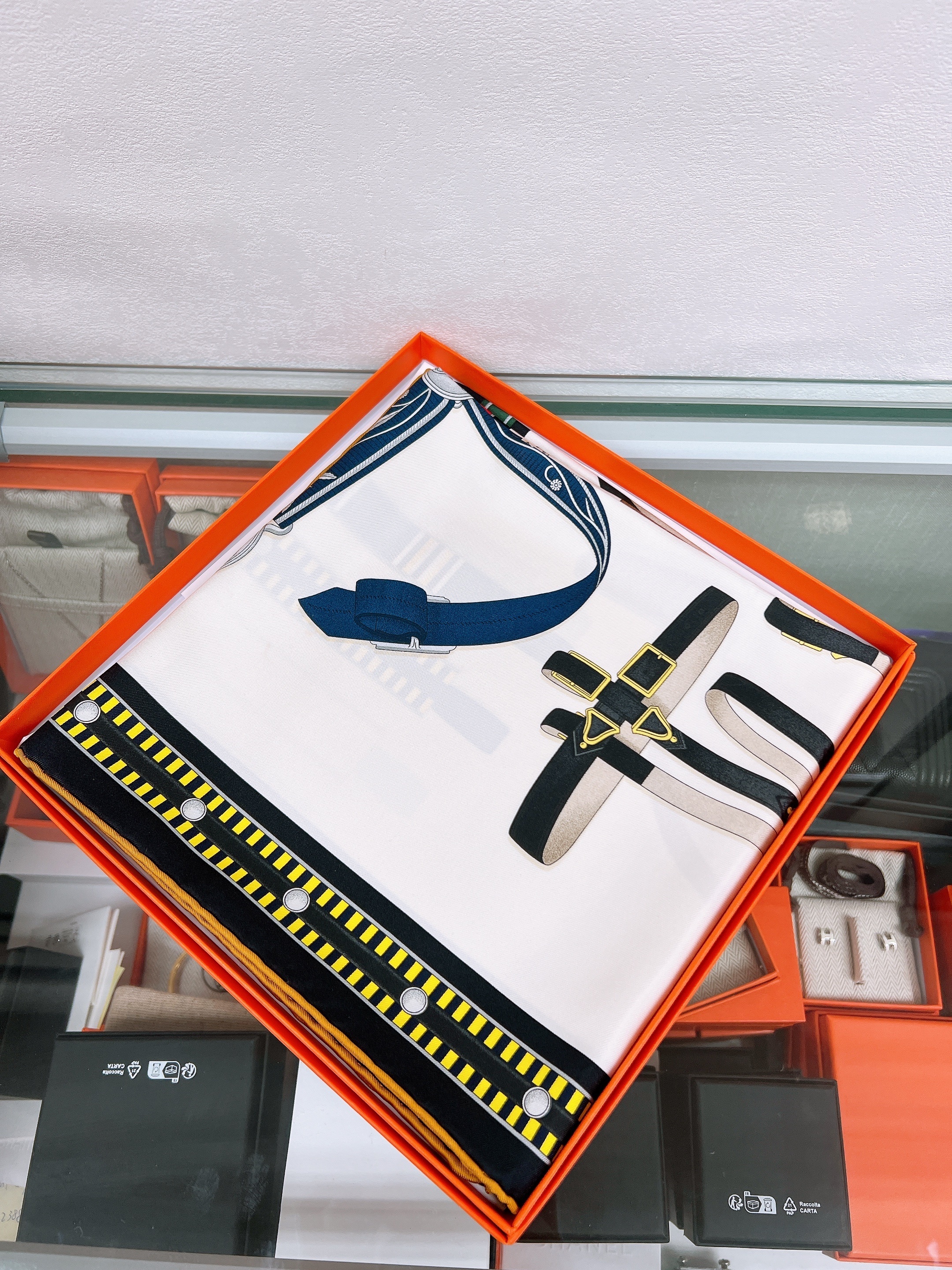 Hermes scarf 90 (lettres equestre)