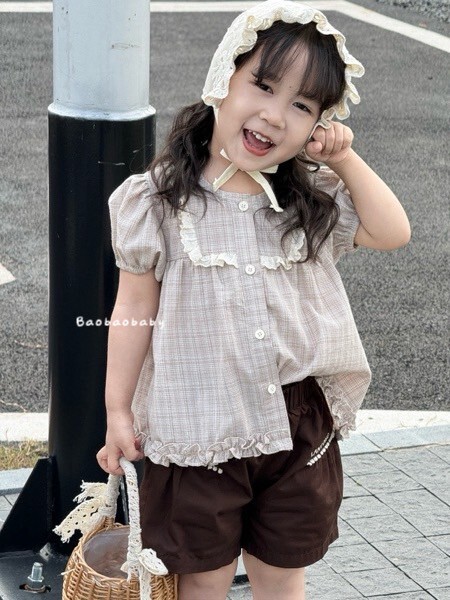 奶糖布蕾衫