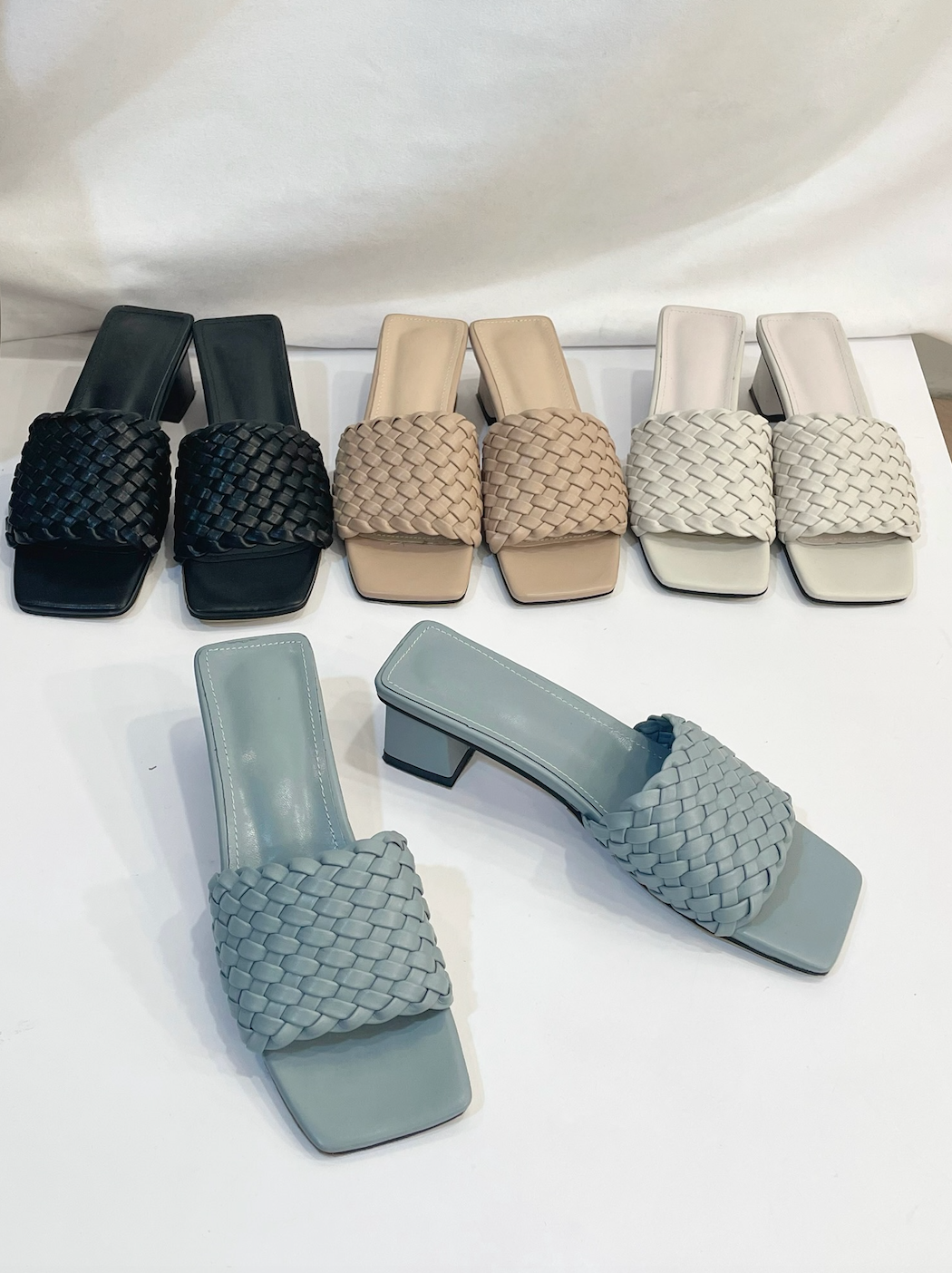 細緻編織感低跟拖鞋