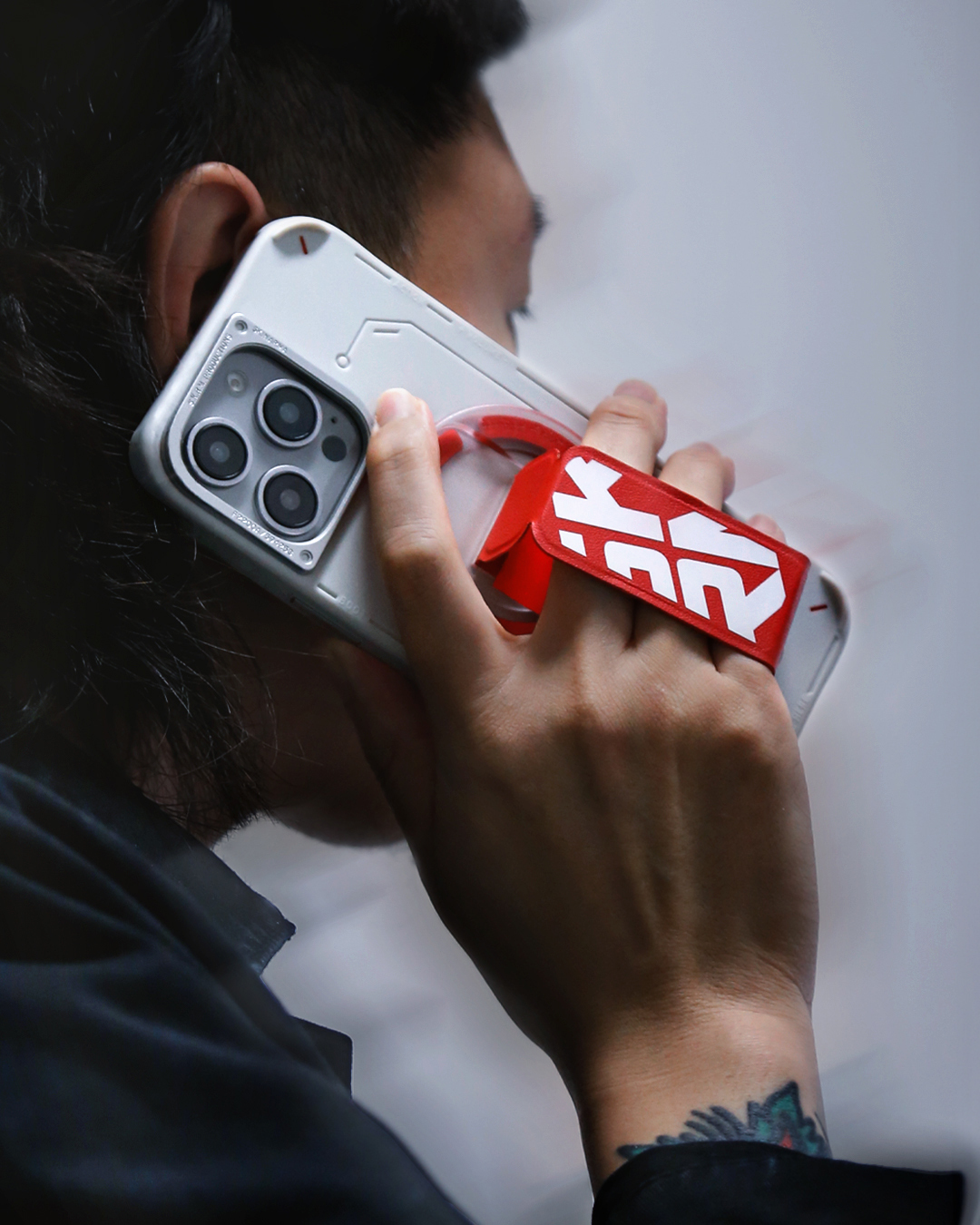 SKINARMA Arch XE Phaze 磁吸智慧支架