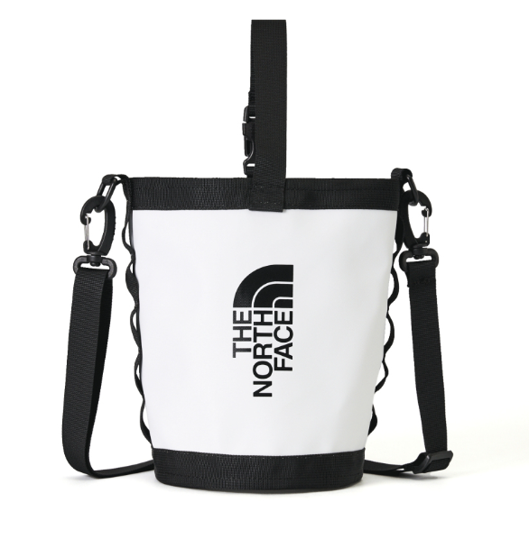 The North Face 北面 男女款 白黑配色 水桶包｜MINI BASE CAMP SHOULDER BAG｜機能側背包 小斜背包 隨身包  JUN25