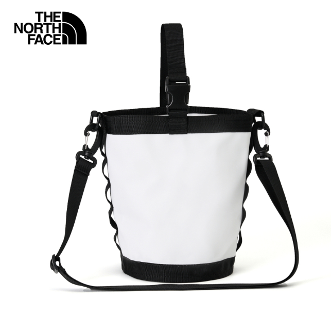 The North Face 北面 男女款 白黑配色 水桶包｜MINI BASE CAMP SHOULDER BAG｜機能側背包 小斜背包 隨身包  JUN25