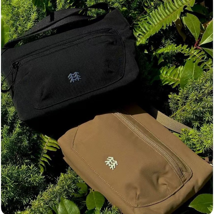 KOLON SPORT斜背包