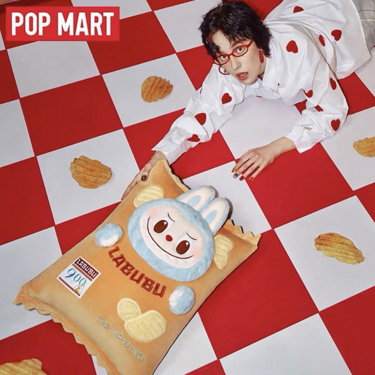 POP MART 泡泡瑪特 POPMART THE MONSTERS LABUBU 拉布布 搞怪便利店-薯片毛絨大抱枕