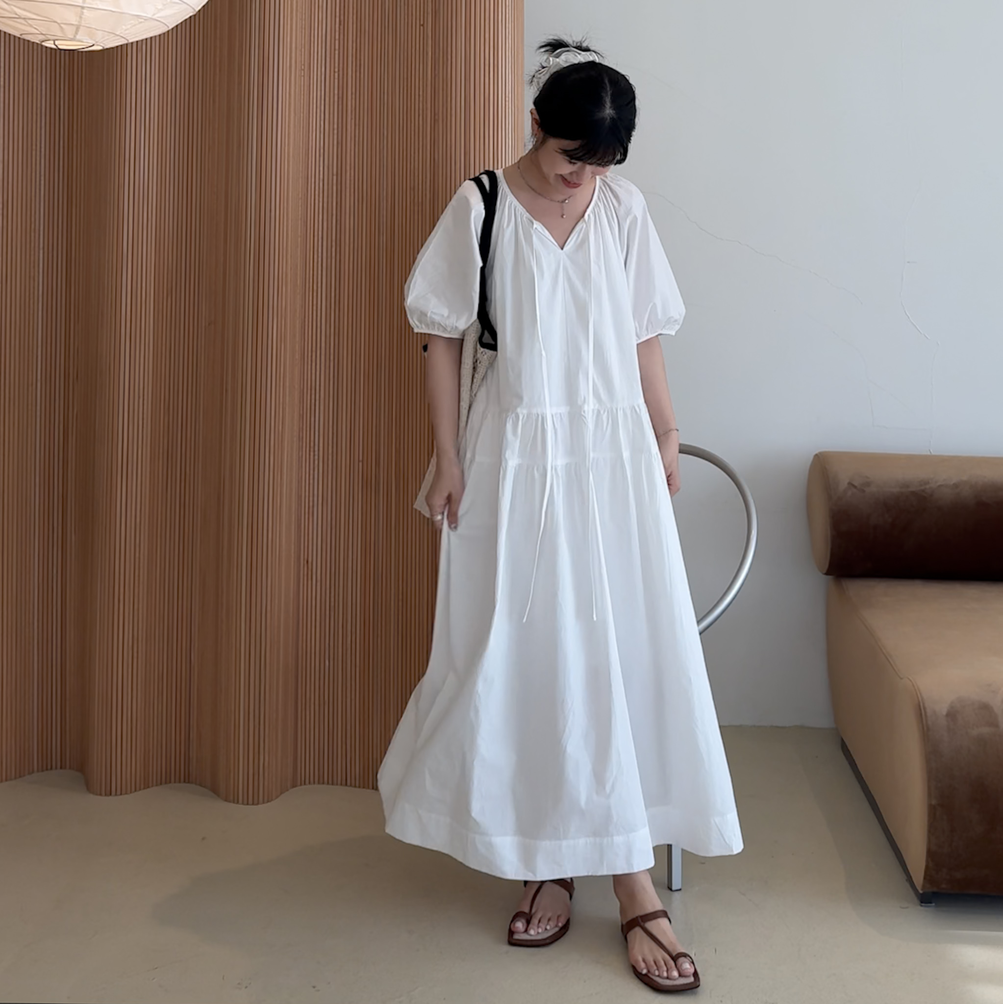 J13V領腰間設計縫線白長洋(斷貨款，闆娘推薦)