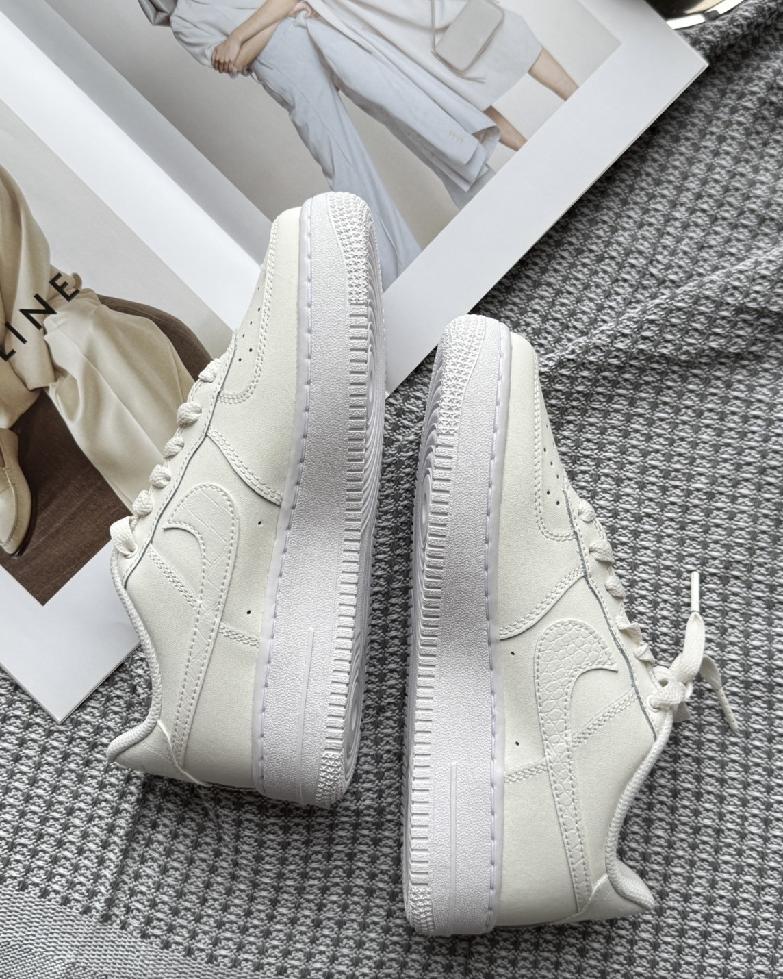 #代購 Nike Air Force 1 LV8 GS 大童 米白 藍  FV7725-100