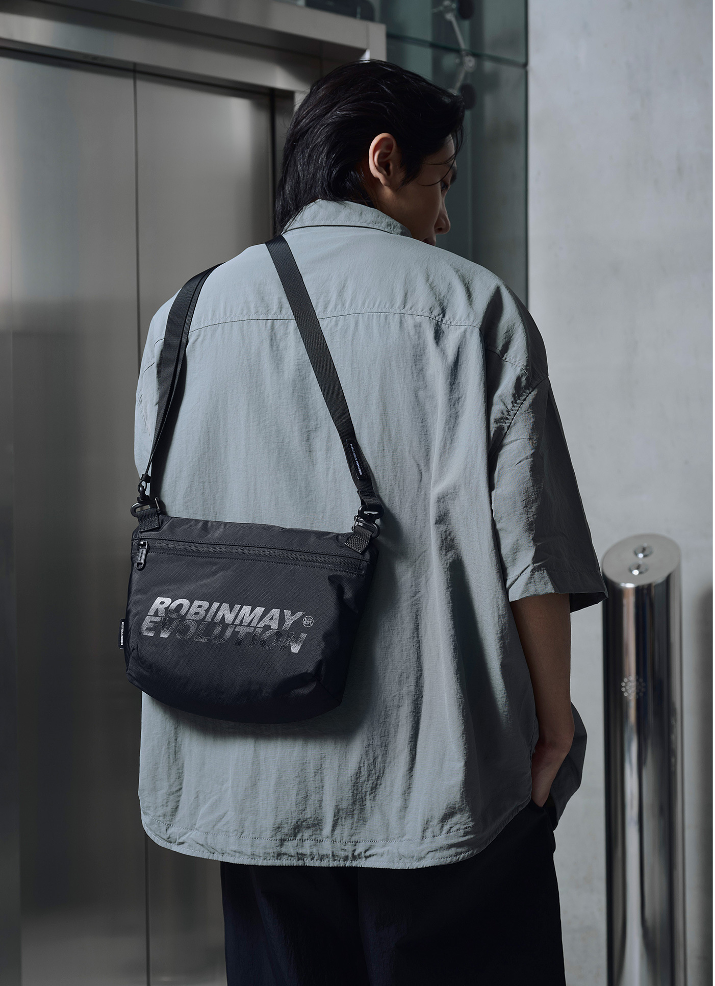 ROBINMAY■酷克斜背包 EZC002 スクエアショルダーバッグ/送料込 酷克斜背包｜尼龍男包｜男斜背包｜ROBINMAY 官方網站(RM)