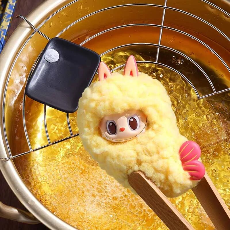 POPMART THE MONSTERS 怪味便利店炸蝦Coin Case or 耳機袋 【不包官方瑕疵,不設退換】(H6 PO641)