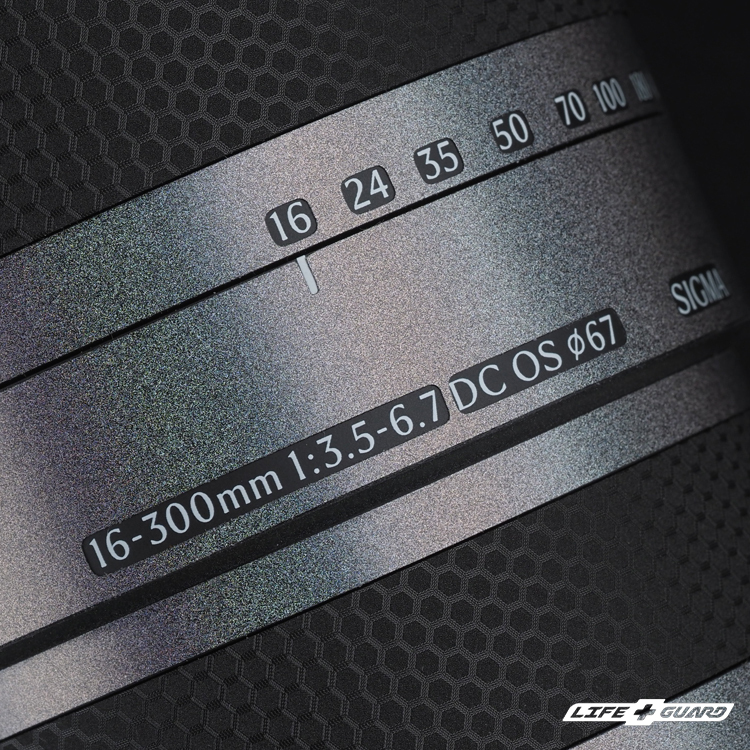 專機專屬煥彩系列貼膜質感特寫，LIFE+GUARD 設計風格