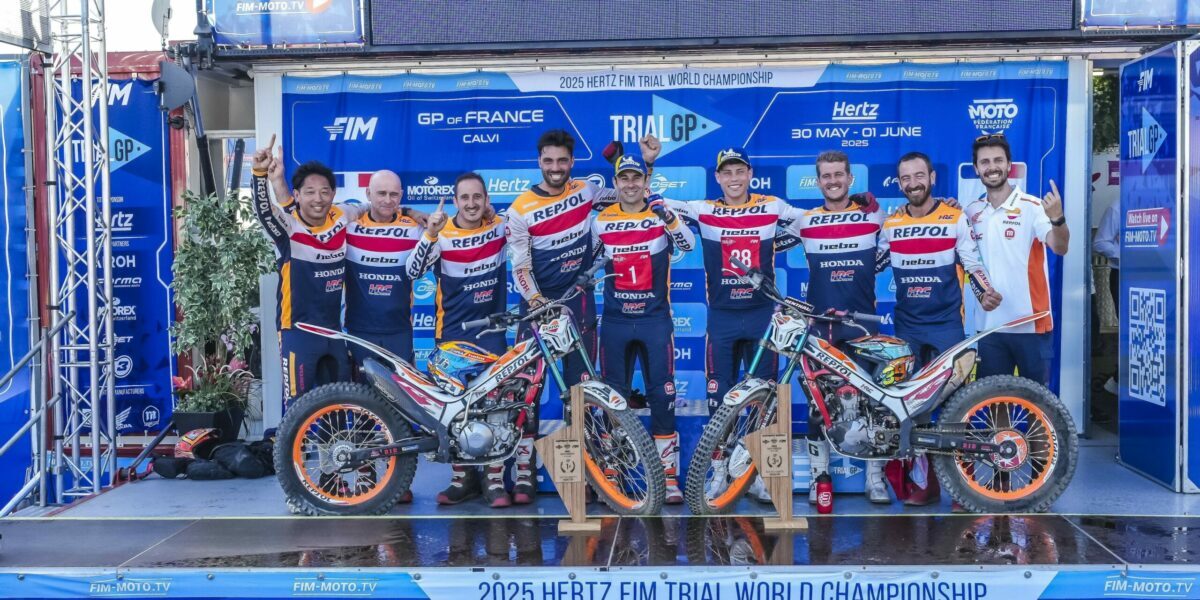 Toni Bou 奪下 TrialGP 2025 科西嘉站勝利，Repsol Honda 車隊賽後合照