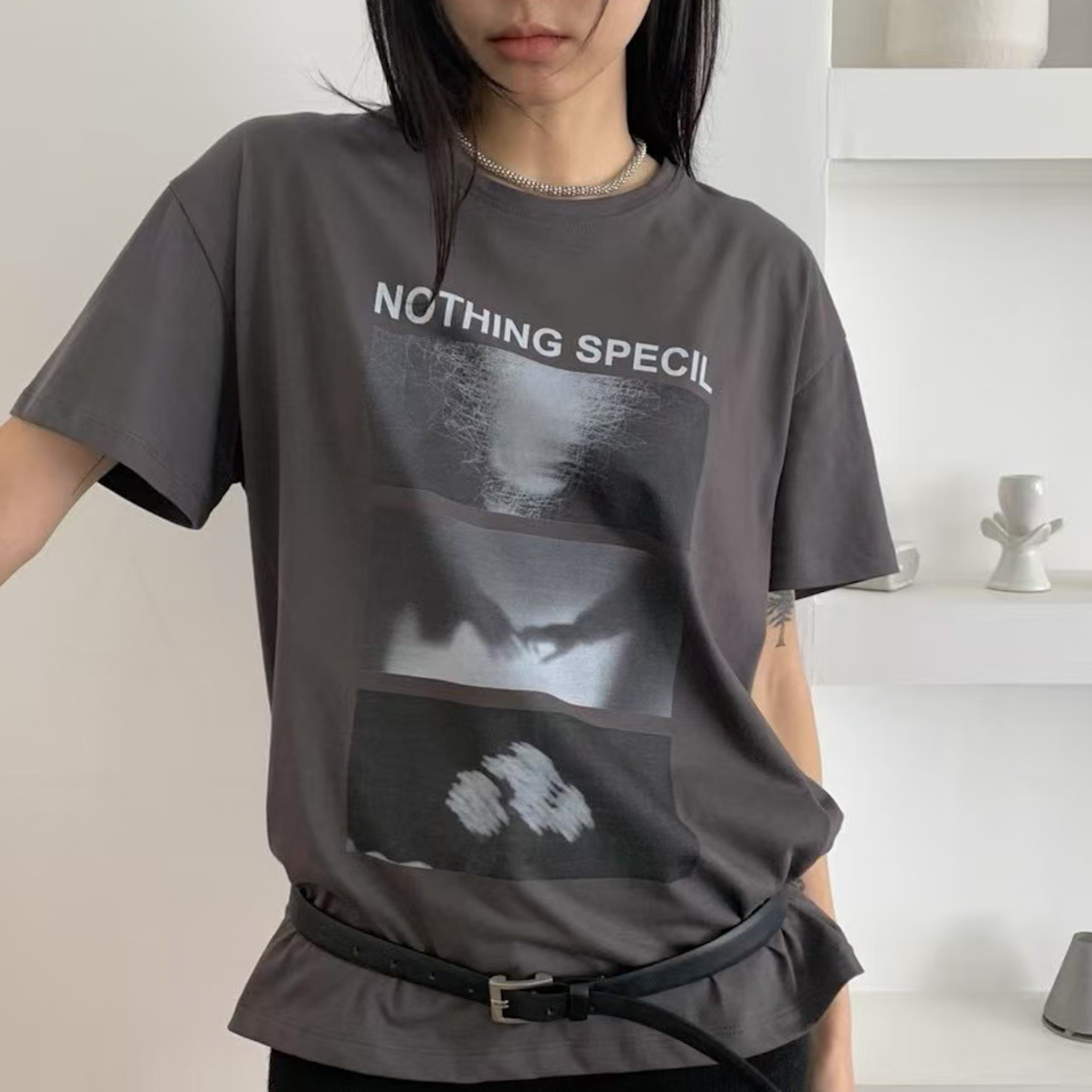 寬鬆光影三格T(白/墨灰)