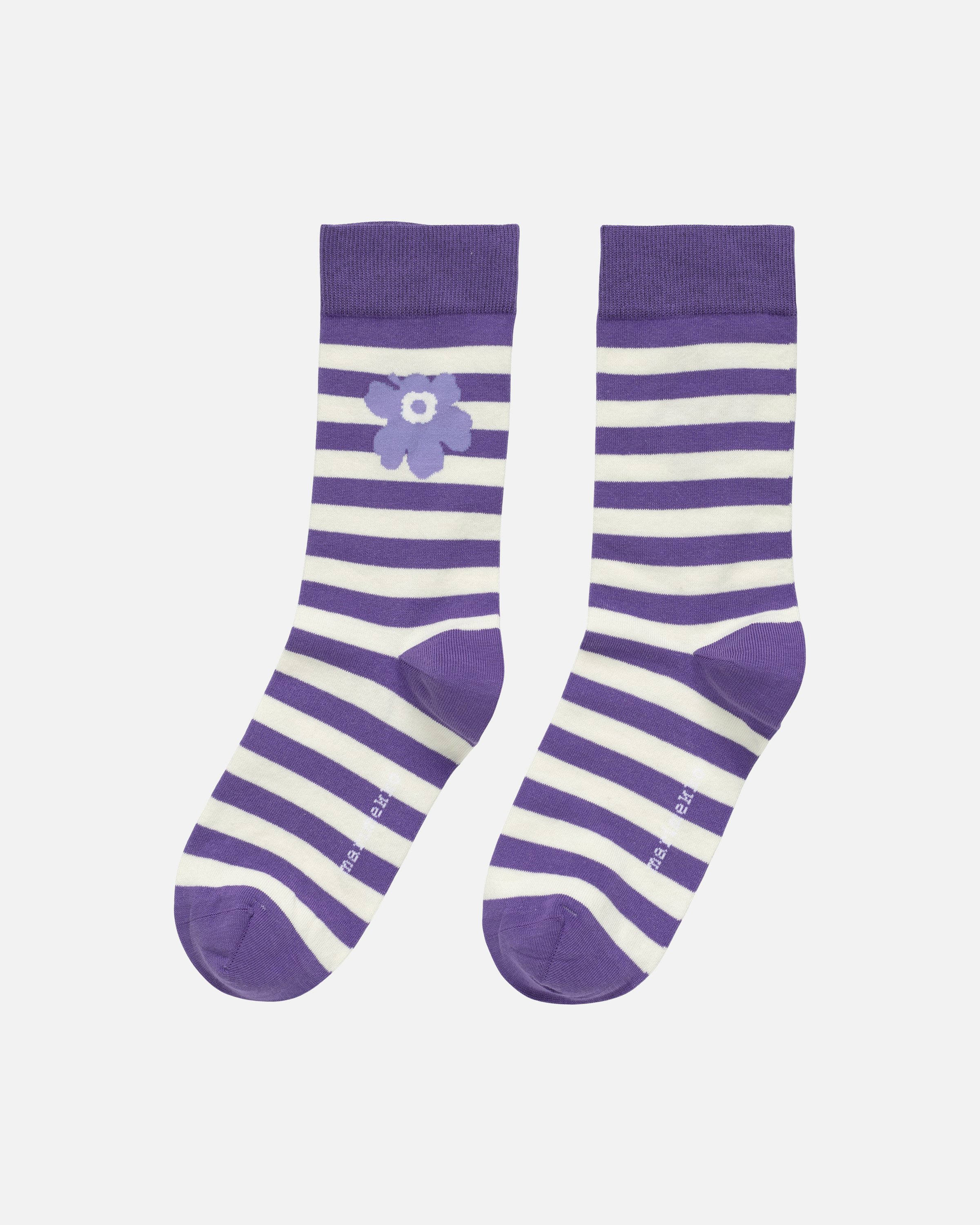 KASVAA TASARAITA UNIKKO 條紋襪子