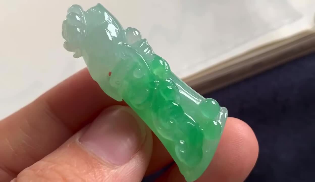 529222 翡翠冰綠底節節高升