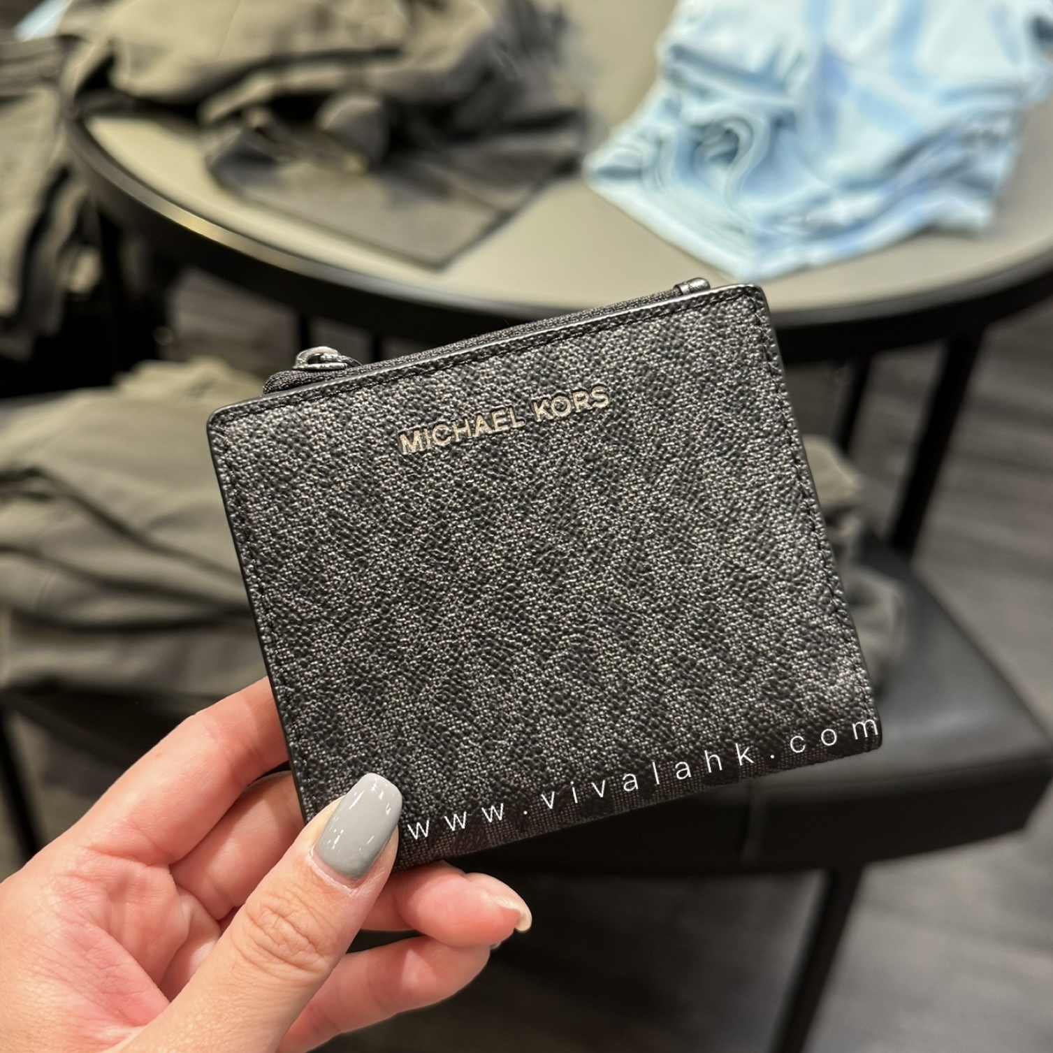 Michael Kors - Cooper MK字暗花短銀包 (36S5LCOE8B)