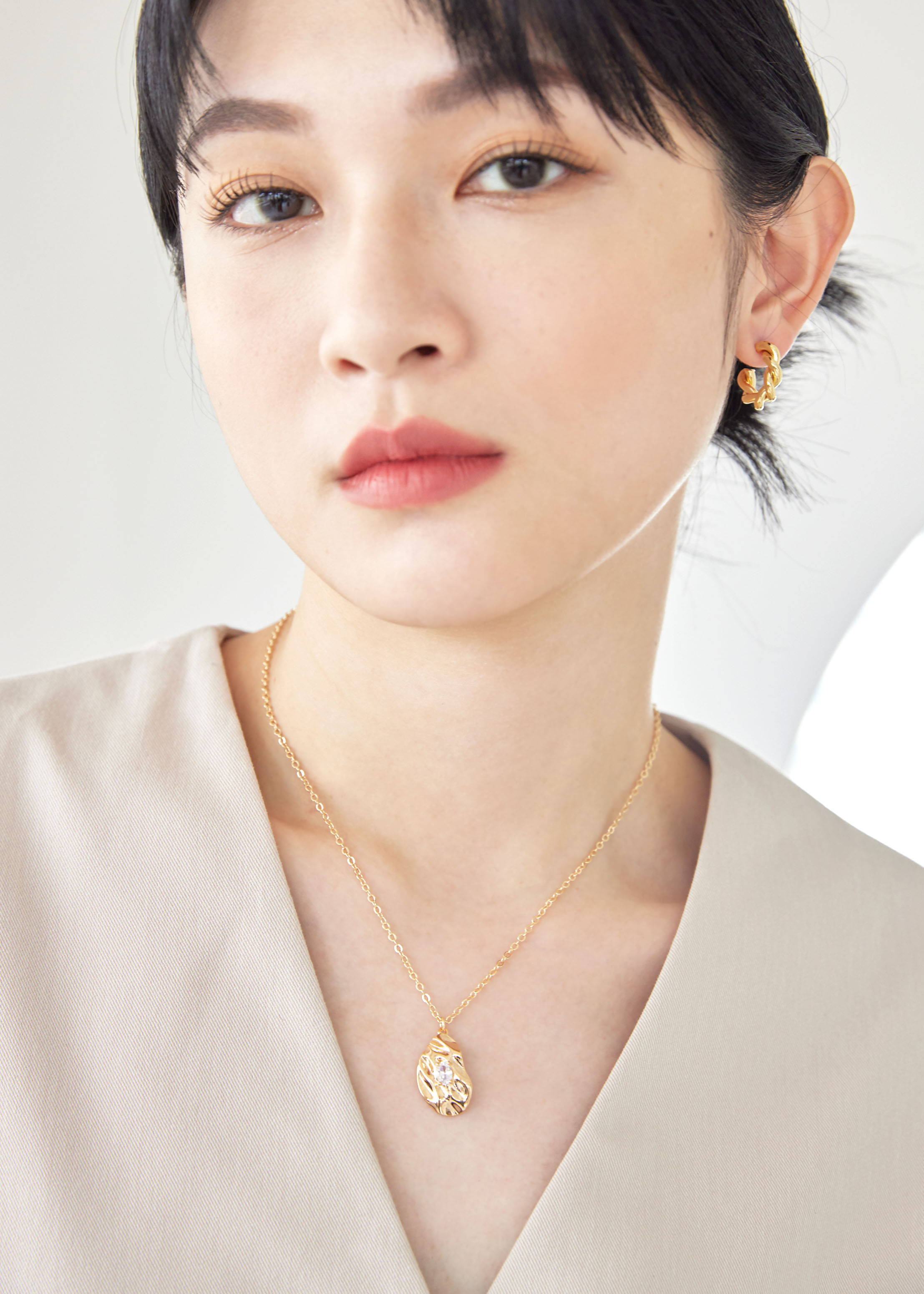 單鑽皺摺水滴項鍊