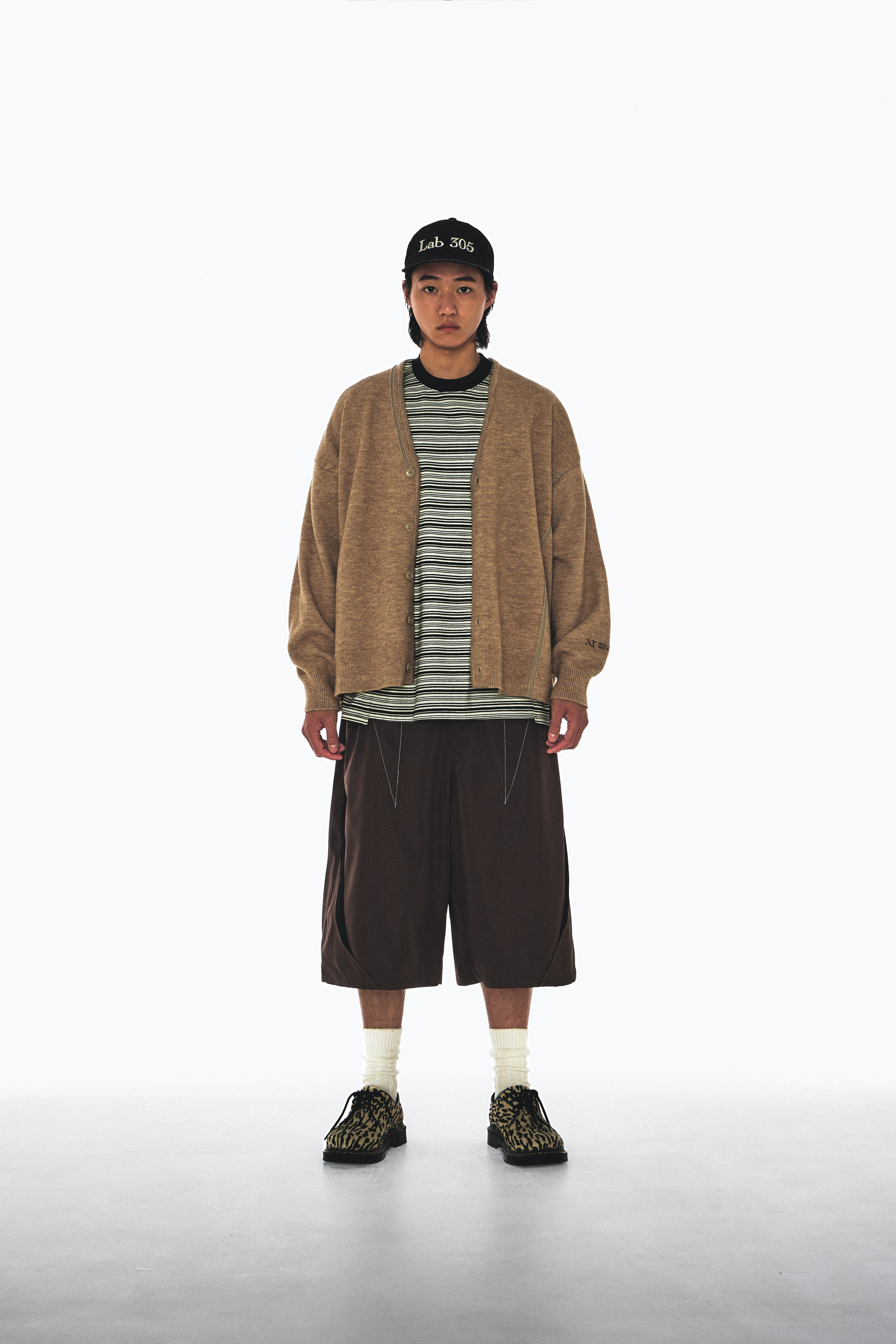 Wall of Sound - 3:20/“TEENAGER” Tooth-Splicing Baggy Shorts - Brown