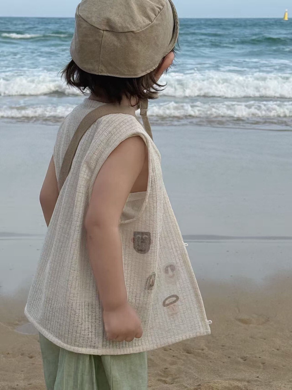 沙灘收集家小背心