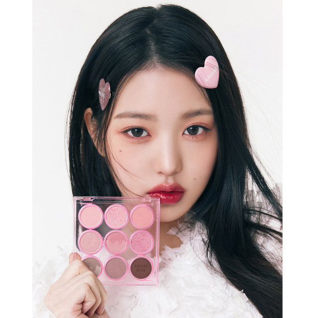 【Amuse】九宮格眼影盤 (張員瑛代言)
