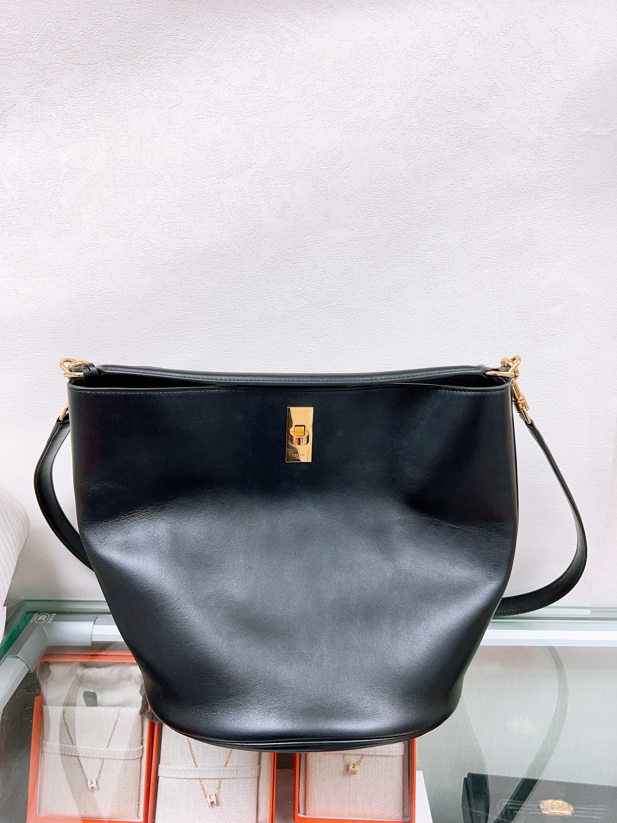Celine 16 bucket black